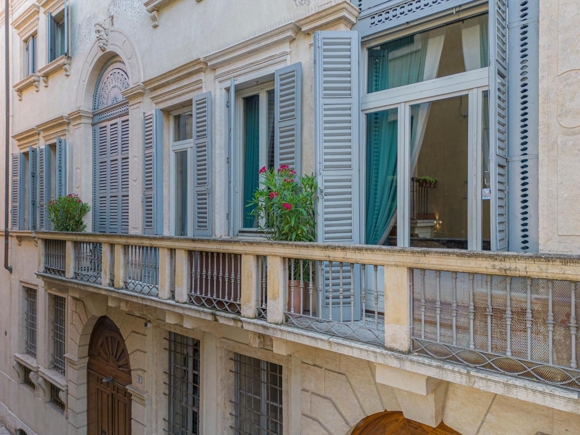 Corte Realdi - Palazzo Camozzini Verona Eksteriør bilde